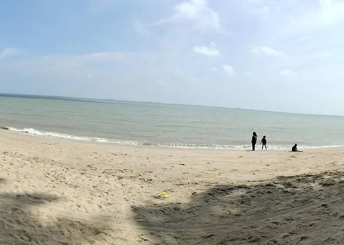 Nurizz Condostay Homestay Pantai Puteri Melaka