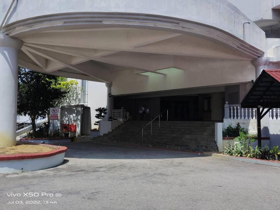 Nurizz Condostay Pantai Puteri Melaka * Kampong Bukit Darat